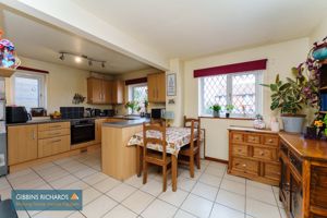 Kitchen/diner- click for photo gallery